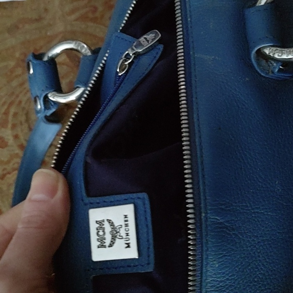 MCM papillon blue pebbled leather bag. 01709 MSRP$999 EUC - Picture 9 of 16